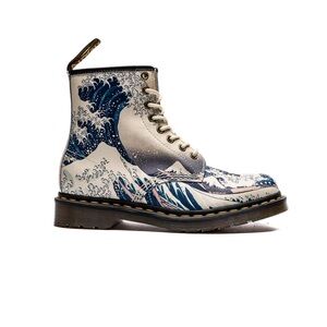 Dr. Martens Women's Ocean Wave Boots - Blue and White
